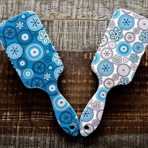 Brand New Set of Retro Vibe Themed Paddle Hair Brushes ~ 8 1/2" ~ BNIP